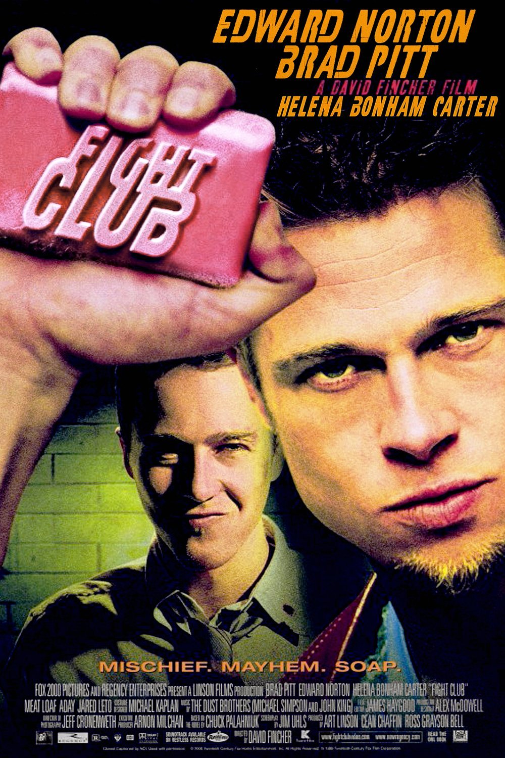 فيلم نادِي القِتال (Fight Club) : لا تثقْ بأيِّ فيلمٍ يَعِدُكَ بإنقاذِ العالمِ عبرَ كسرِ نظاراتِك!