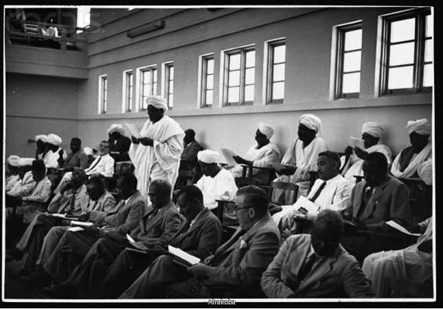 لحظة تقديم مقترح إستقلال السودان